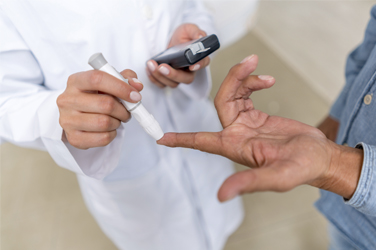 De aandeelkoers van het Deense labo Novo Nordisk dat gespecialiseerd is in diabetes houdt voldoende rekening met de vooruitzichten van de groep.